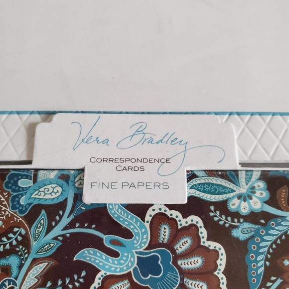 Vera Bradley Correspondence Cards and Envelopes - Picture 4 of 6